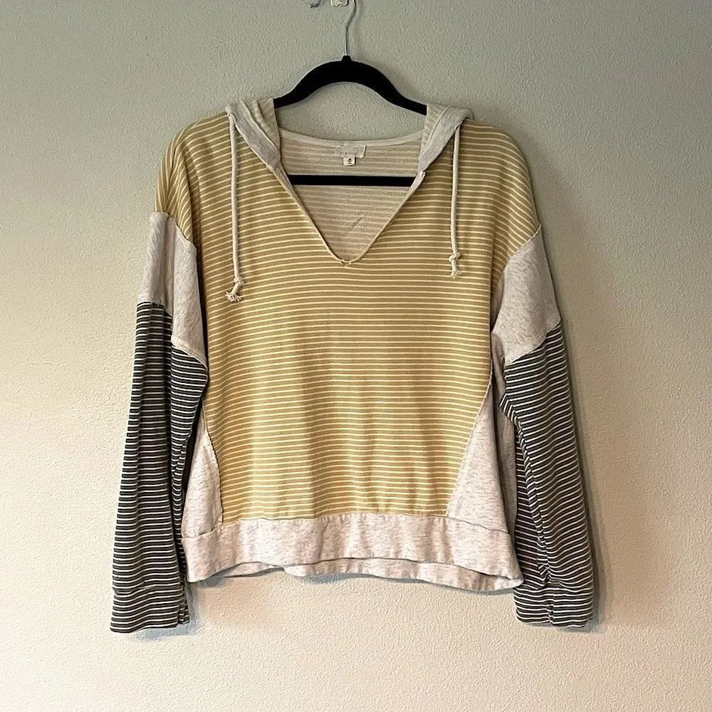 Hem & Thread Slouchy Distressed Yellow/Cream/Green Hoodie. Size Medium.